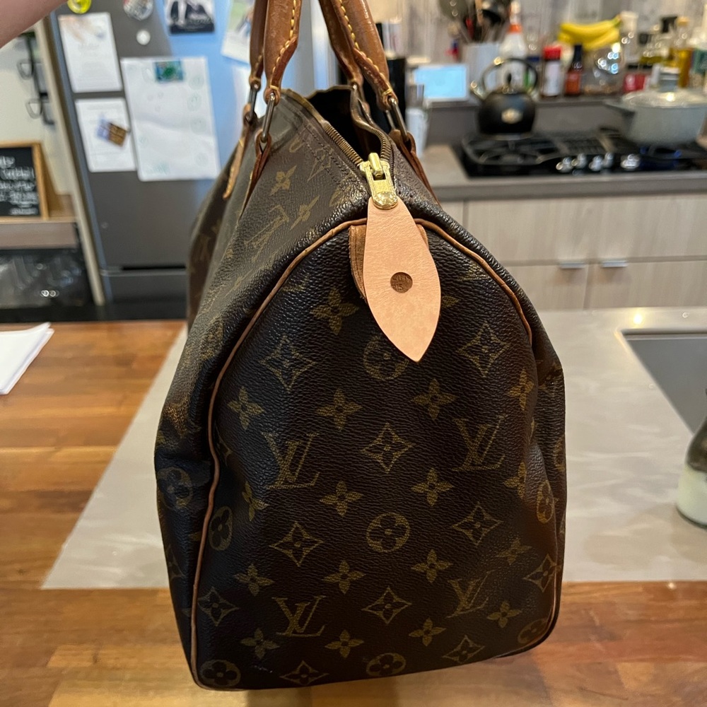Authentic Monogram Speedy 30 LV Bag - Picture 3 of 11
